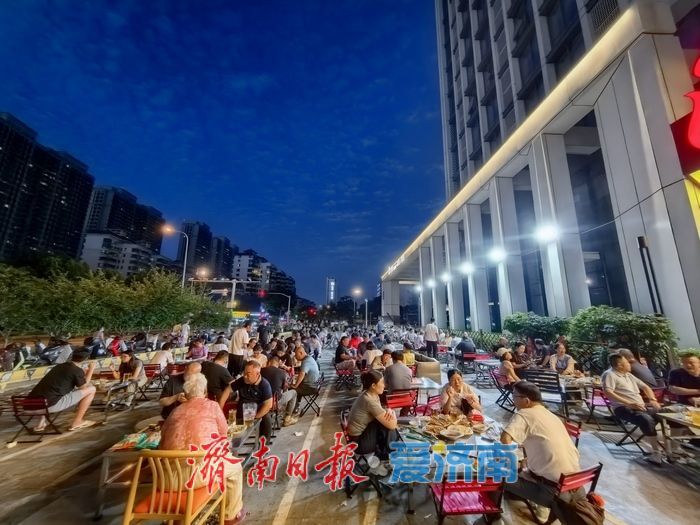 烟火新潮双向共生 泉城夜经济焕发迭代新活力