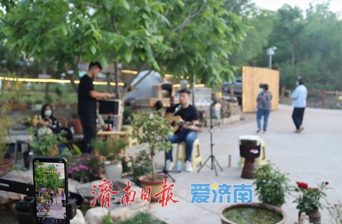 “点亮一个院 激活一个村 带动一大片”——记长清区张夏街道吴庄村党支部书记、村委会主任，“一方小院”主理人金杰