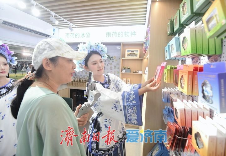 湖光人文共美，大明湖“雨荷馆”见证城市记忆新交融