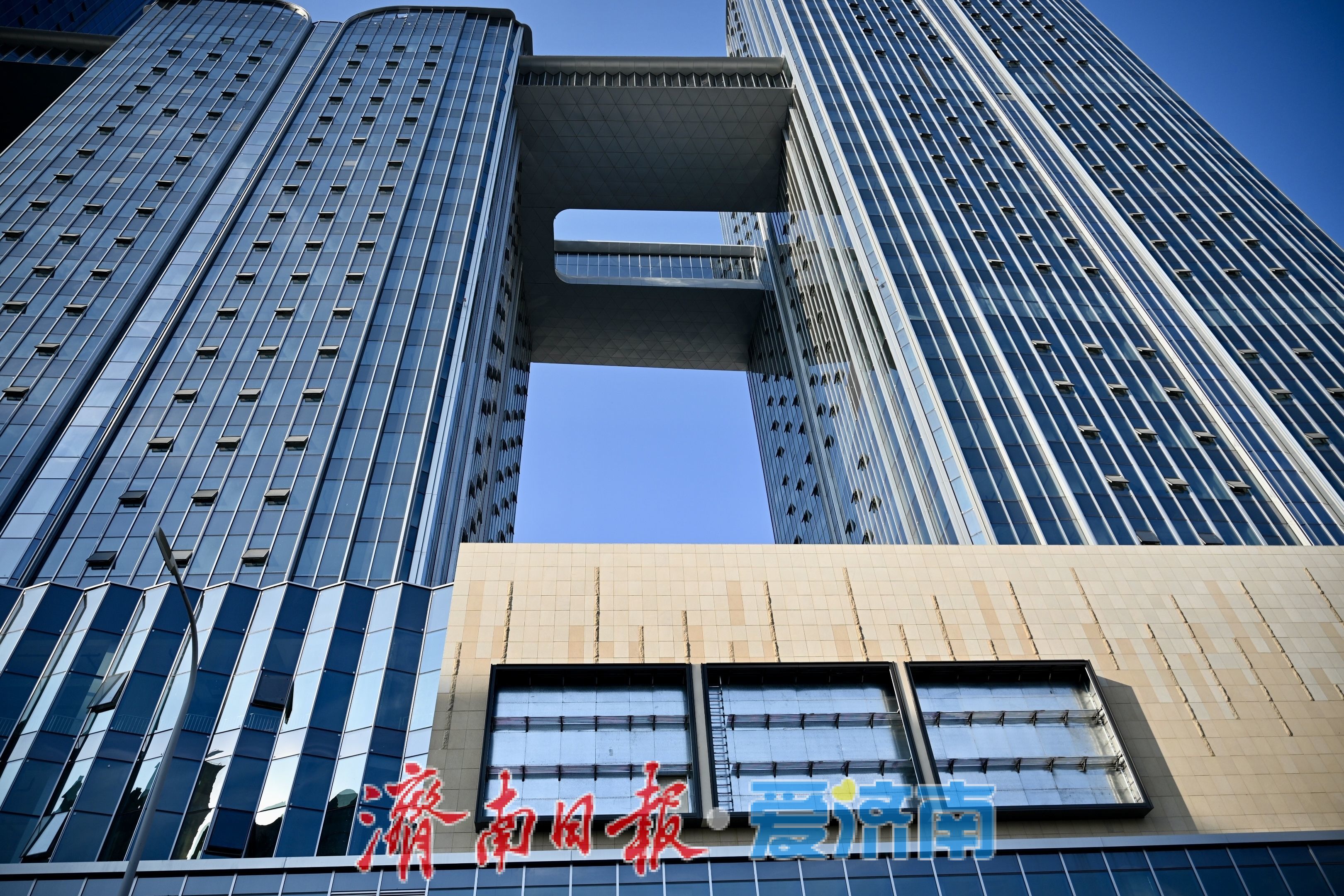项目强省会｜锚定节点稳步施工 万融云城绘就济南崭新天际线