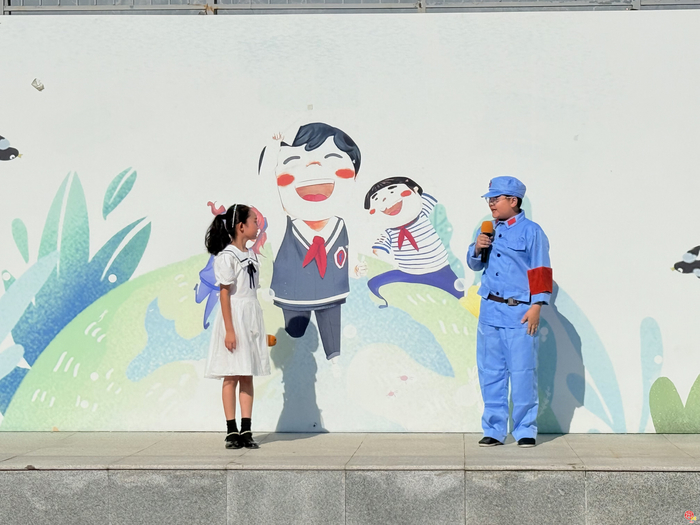 济南市市中区泉泽小学“传承红色精神，树立人生榜样”开学典礼