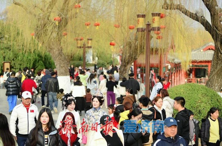 节后不降温！泉城文旅市场持续红火，游客泛舟尽览“古今同框”