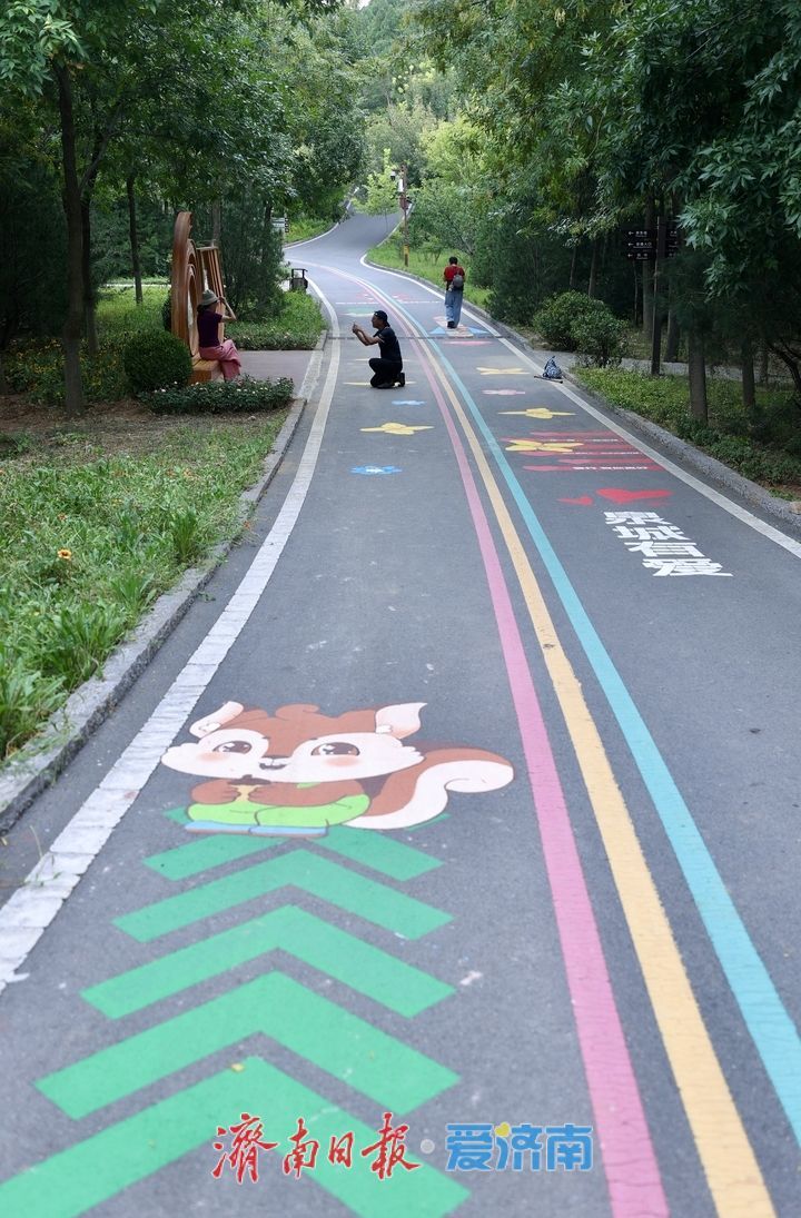 佛慧山彩绘跑道走红，演绎济南“山在城中”的宜居浪漫