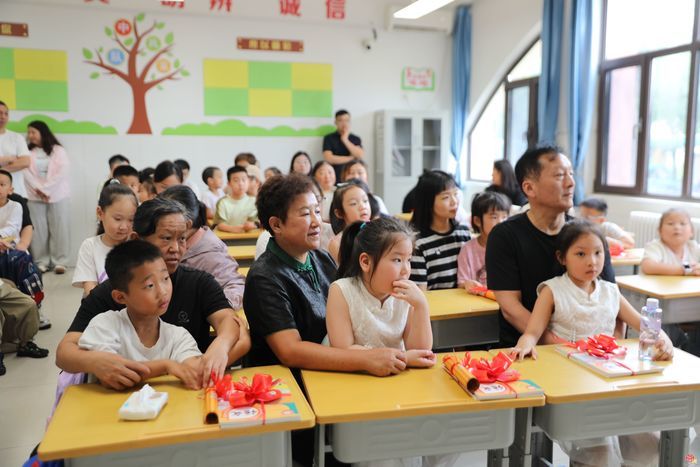束脩传雅礼 逐梦启新篇 —— 梁王小学一年级新生迎来别样入学仪式