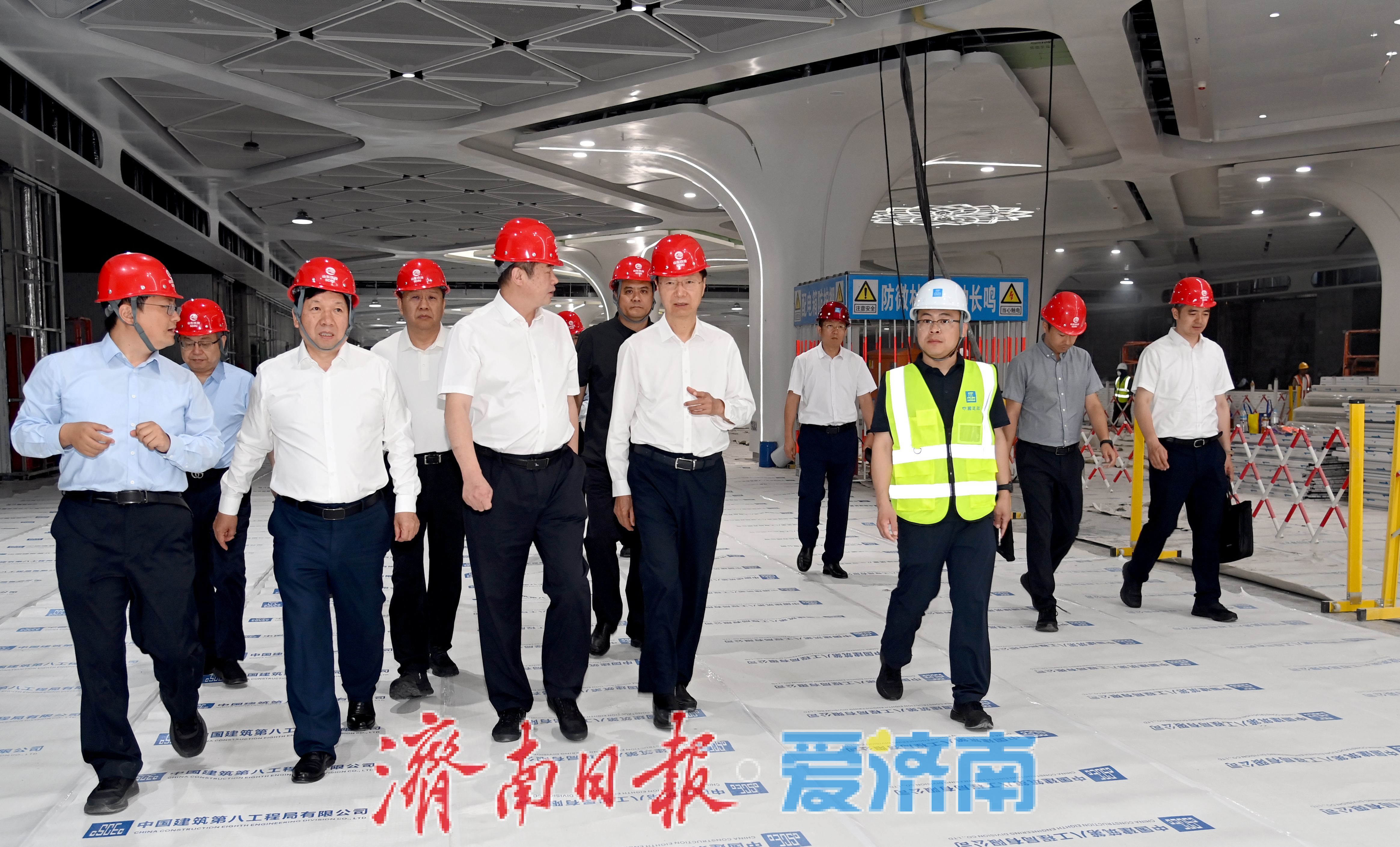 让重要交通项目更好惠及沿线群众助力区域高质量发展 韩金峰带领部分住济省人大代表调研济滨高铁项目