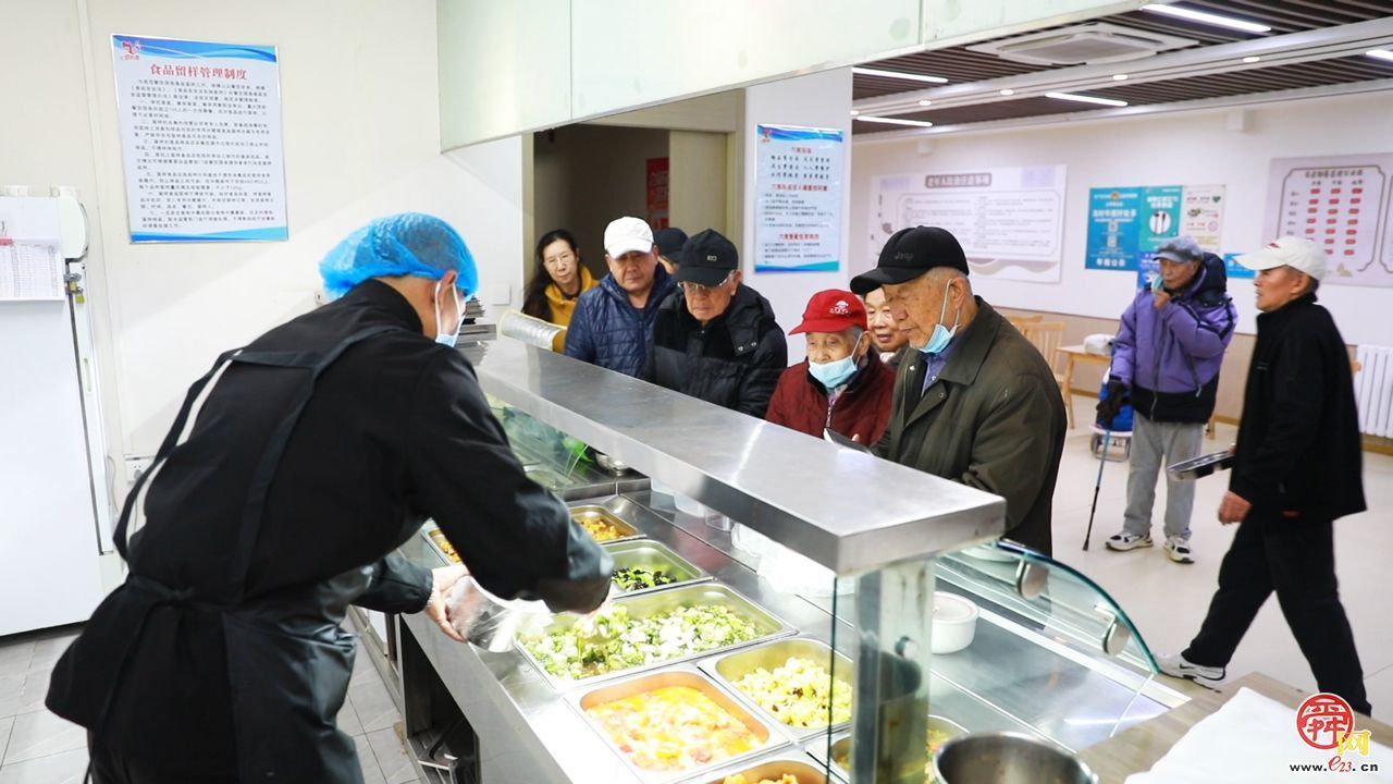 强省会建设丨历下区姚家街道：从医养照护到品质生活，专业服务托起幸福晚年