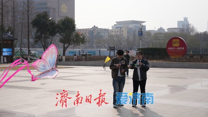 泉城春日的天空，被风筝 “承包” 了