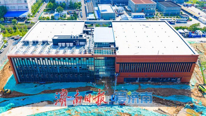 项目强省会｜山东开放大学高新校区改造工程外立面收尾 打造智慧终身教育新标杆