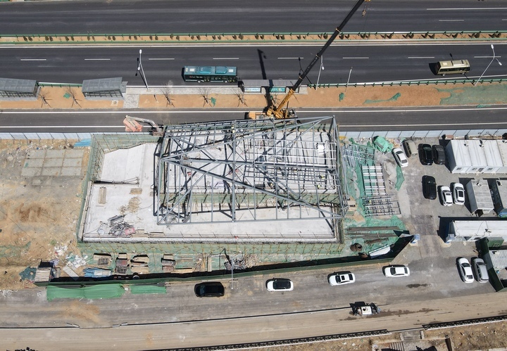 省道103旅游公路驿站显露雏形