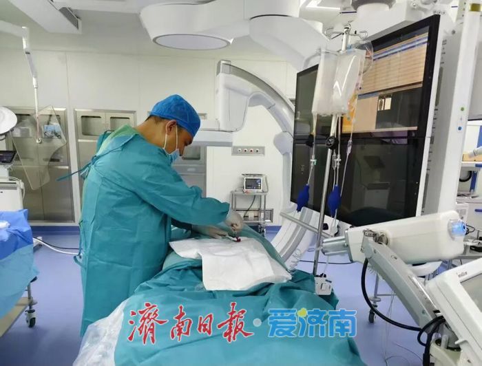 新春走基层丨铅衣映初心 在岗护安康