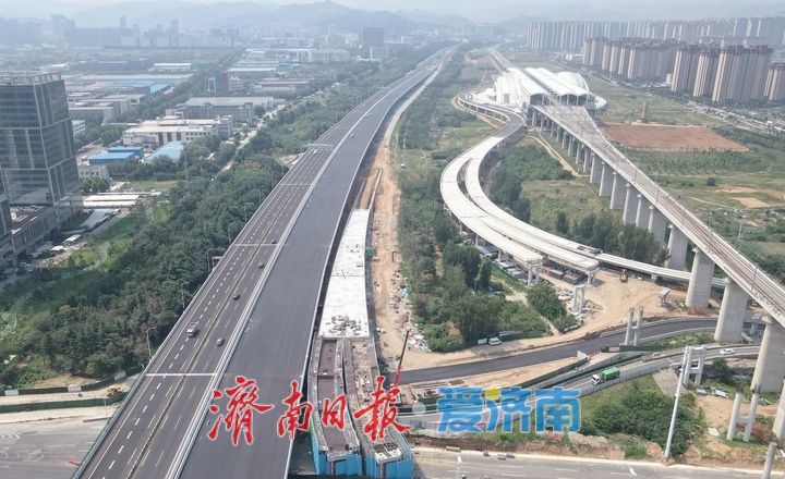 项目强省会｜济南邢村立交新建桥体沥青层摊铺全面展开