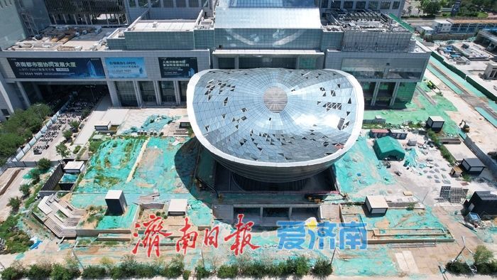 项目强省会｜济南CBD“巨碗”地标外形初现 镜面不锈钢外观尽显艺术魅力