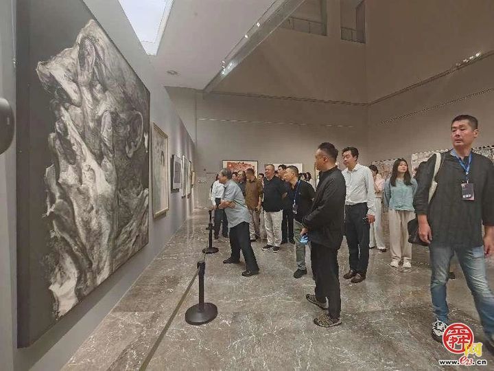 鹊华掇英——2024全国高等艺术院校人物画教学与创作研讨会暨师生作品展在济南举办