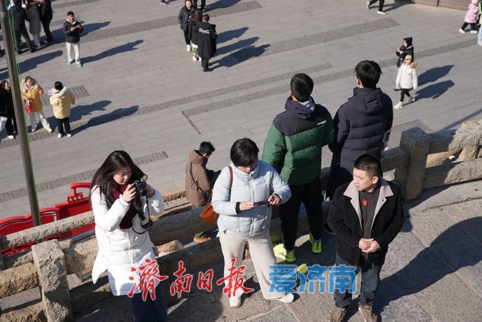 “泉”在济南过大年｜济南解放阁成春节假期热门“打卡地”