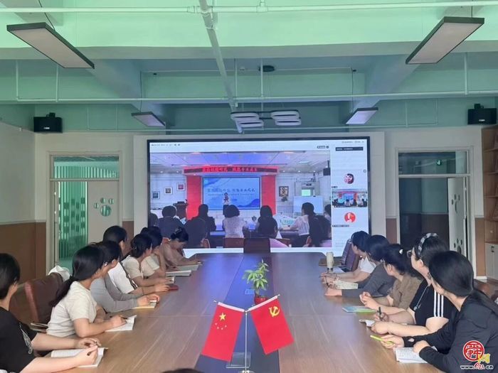从“问题”到“课题”，科研入门明路径——经五路幼教集团科研站（第五期）暨“三名工作室”活动