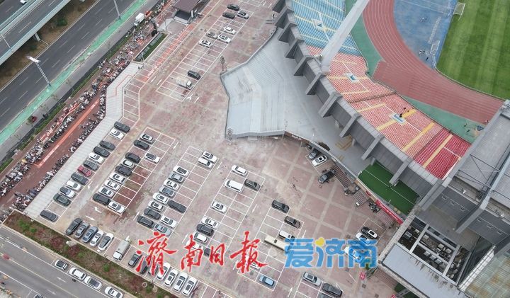 2026“鲁超”济南赛区鸣哨在即，“省体”外围区域复建完工