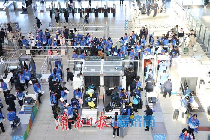 预计发送旅客690万人次铁路五一小长假运输今日启动