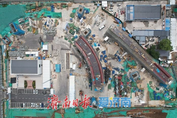 多墩柱浇筑完成，工业北路这处立体交通枢纽施工正酣