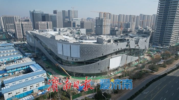 商业新地标正在崛起 济南雪山万达广场建设提速