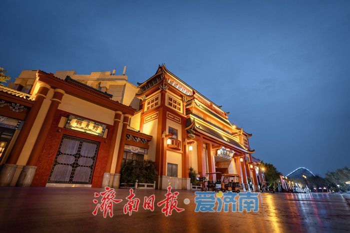 一年四季 泉在济南 