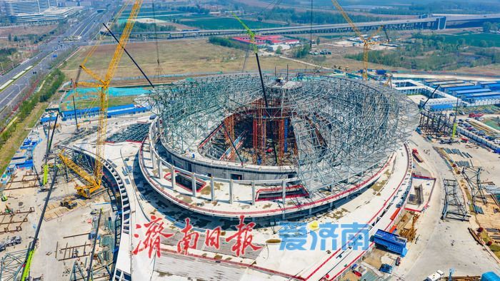 黄河体育中心体育馆建设进展顺利 钢结构屋盖施工有序推进