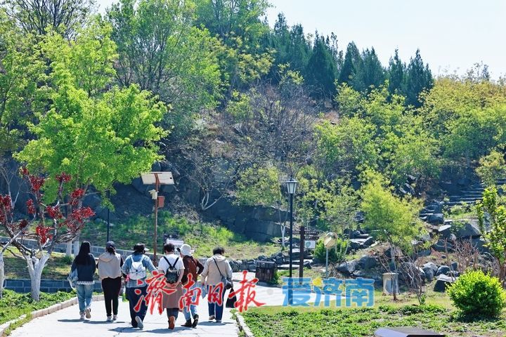废矿披绿装  卧牛山地质公园华丽变身城市生态公园