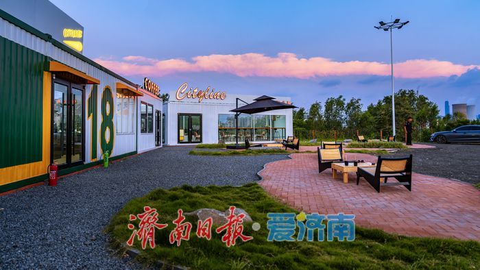 一年四季 泉在济南｜城市公园沉浸式露营成为济南市民休闲娱乐新宠
