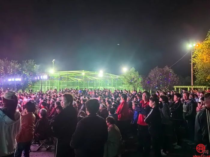 刁镇街道尹家村百姓舞台落成仪式暨“我们的中国梦—文化进万家”群众性小戏小剧巡演