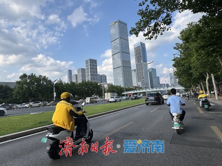 一日画风切换！济南上演水墨到油画的夏日变幻