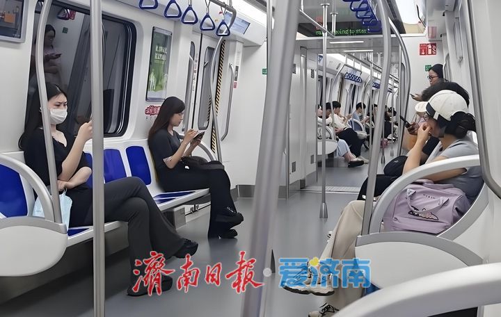 趵眼丨京沪高铁开通十五载，看“济南之变”