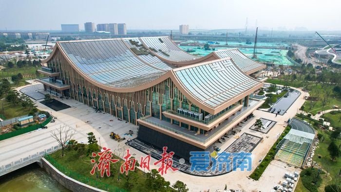 济南起步区鹊华中新园10月1日开园 全国首个中新合作温室花园亮相