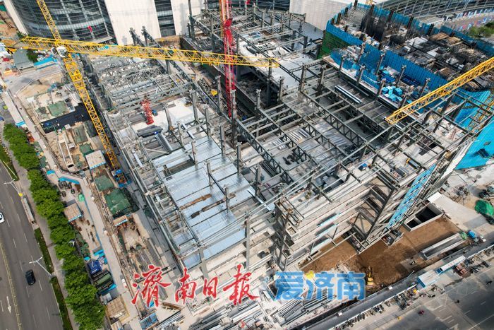 抢抓假期施工窗口期 西客站片区在建“第一高”建设提速
