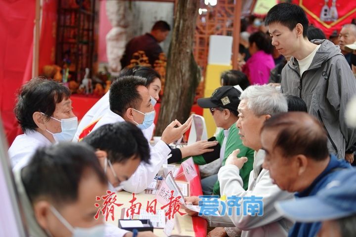 品小吃赏非遗，济南千佛山重阳山会打造秋日文化盛宴
