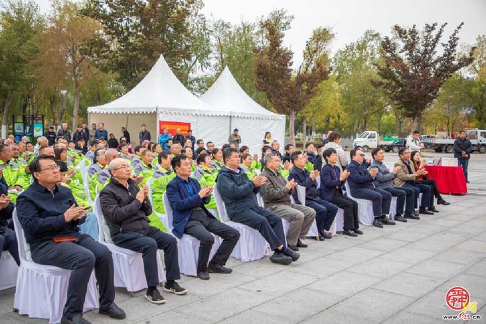 以城为卷 以心为笔 济南礼赞“唤醒城市的人”