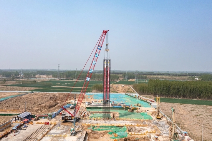 项目强省会丨33天完成87幅地连墙吊装施工！航天大道穿黄隧道东岸始发井围护结构顺利封闭