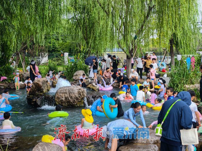 一年四季 泉在济南丨清泉潺潺引客来