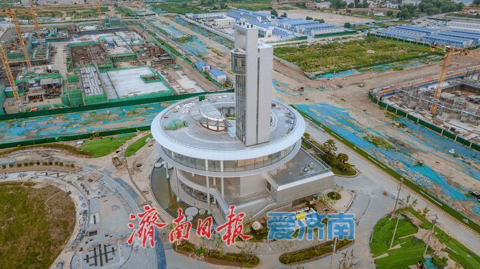 济南建邦大桥南岸添新景 五彩公园点亮市民休闲生活