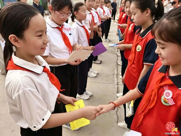 【和燕 手拉手】情牵黄河两岸 共育时代少年 ——济南市历下区燕山小学教育集团开展跨区域党团队共建活动