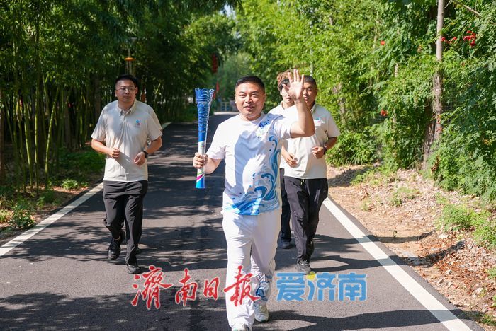 泉炬传雅韵 泉乡启新章！2026济南国际泉水节“泉炬”传递平阴启程