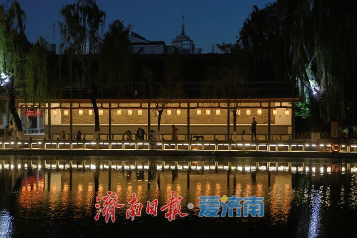 五龙潭夜游升温 泉水夜景引客来