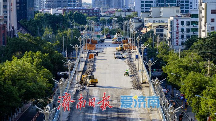 济南纬二路跨铁路天桥全力推进升级改造 智慧管控护航民生出行