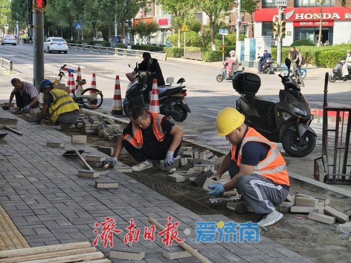项目强省会｜围挡拆除新貌亮相 济南纬二路跨铁路天桥桥下道路恢复通行