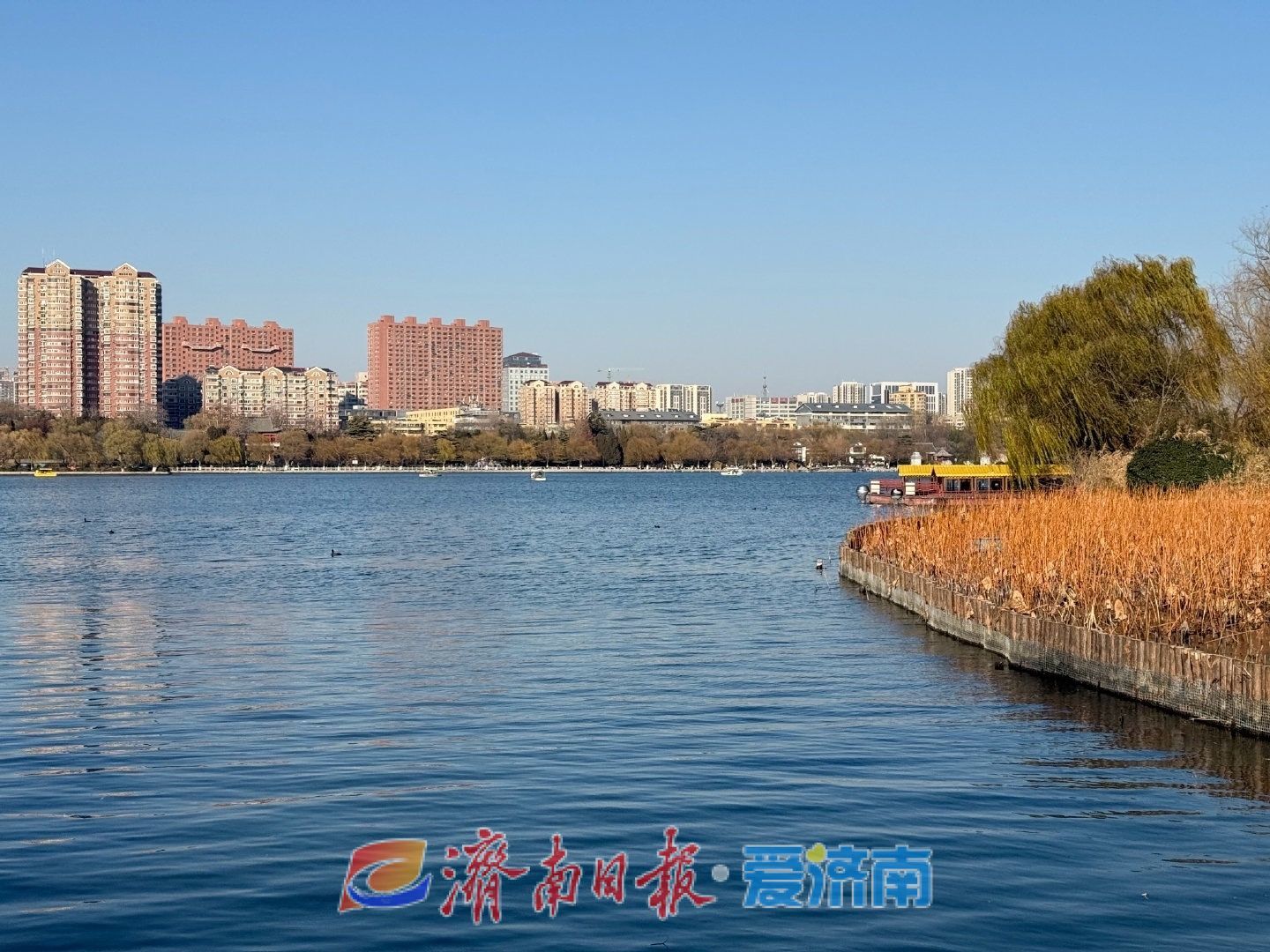 晴空暖阳高“唱”主旋律！济南今日南风增强，阵风6～7级