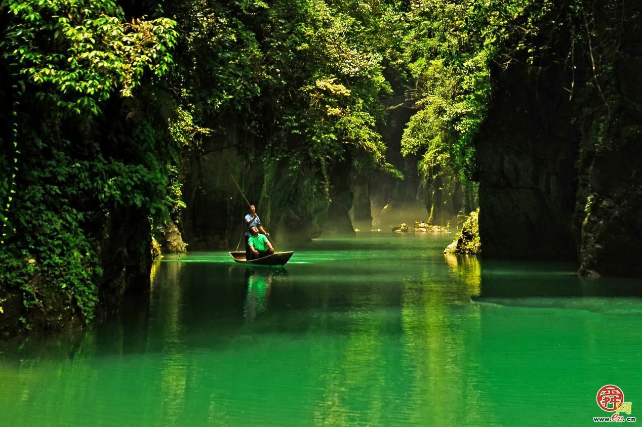 全国媒体、网络达人相聚湖北 解锁恩施地心谷秘境新体验