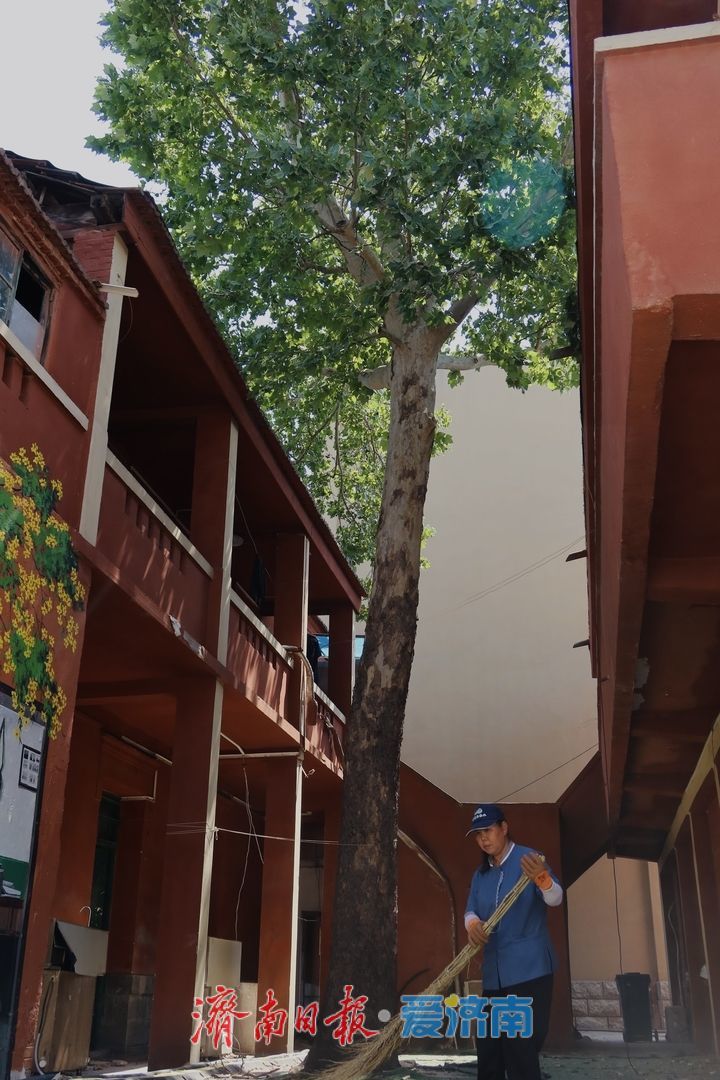 砖缝呼吸 院门生长 百年老街步步上新