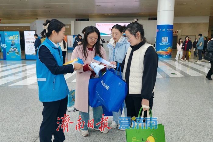 护航人才招引大会，济南公交运送参会人员超1.1万人次