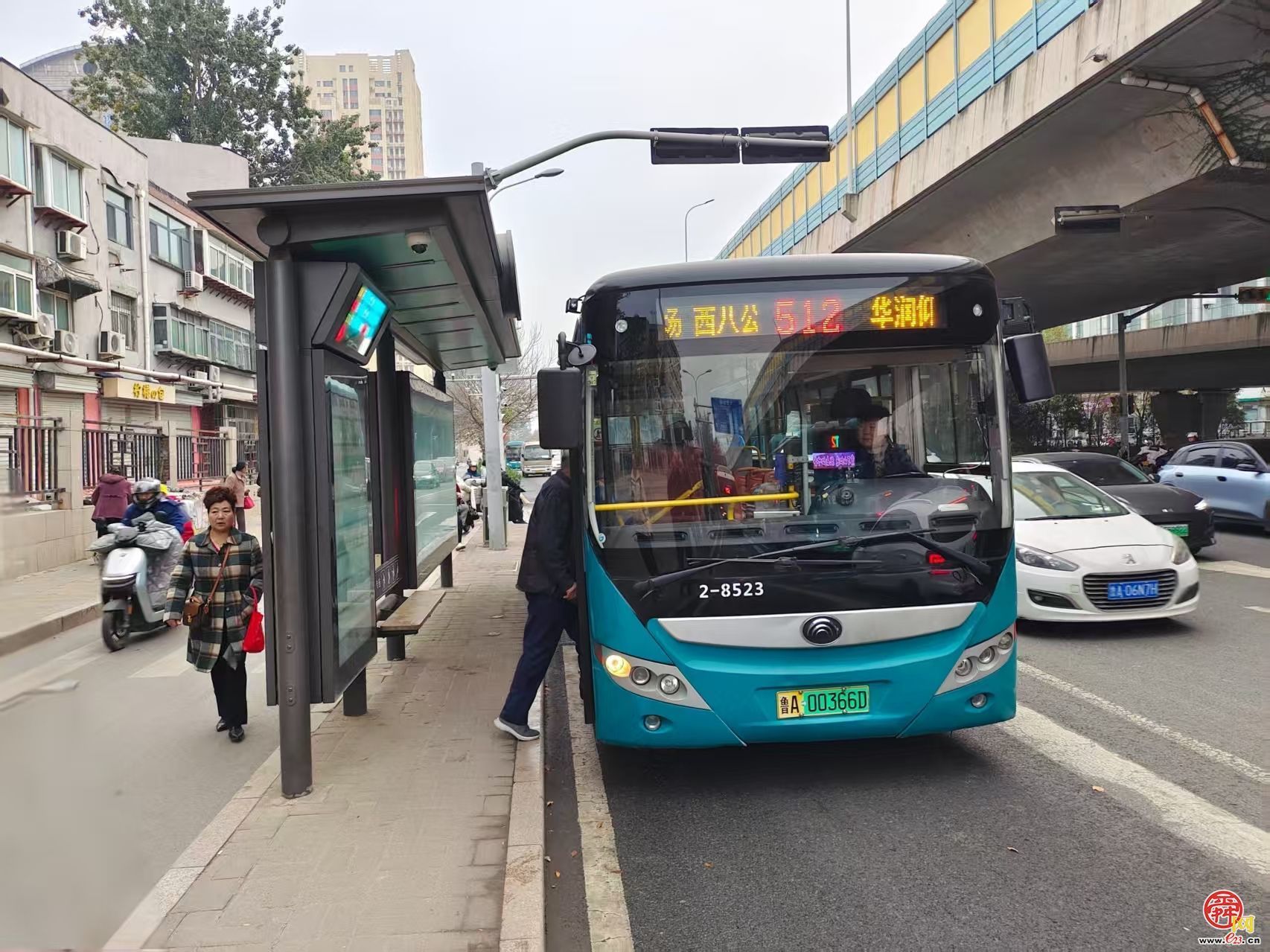 国家地理力荐！济南公交线路直达蝎子山解锁“鸳鸯火锅”红叶奇观