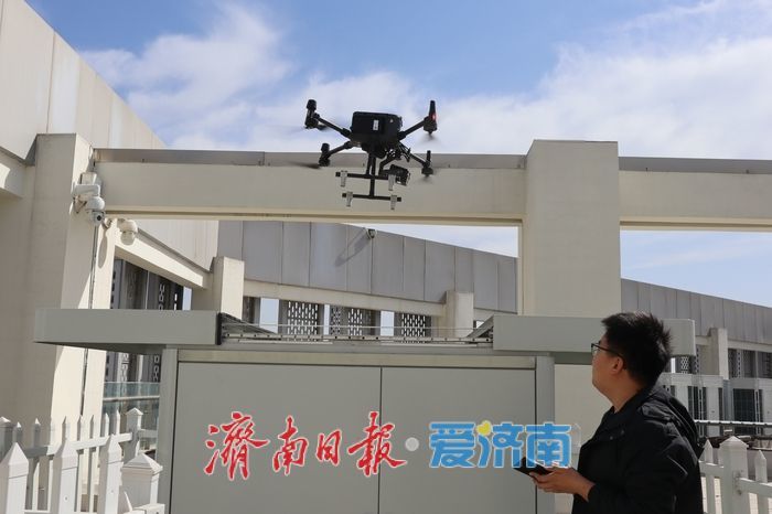 趵眼丨智能经济的新赛道，温暖万家的“烟火气”