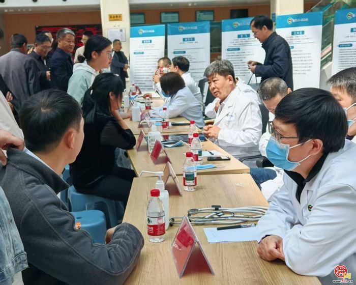 山东省研究型医院学会联合省政协教科卫体委员会赴兰陵县开展“助力乡村振兴 护佑百姓健康”送医送科普暨强基层活动