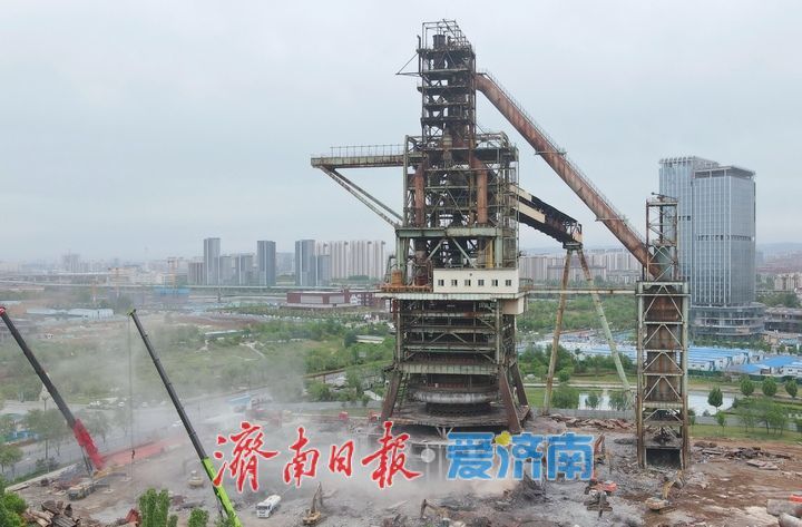 昔日“钢铁地标”将转型，济钢3200立方米高炉打造工业文化潮流打卡地